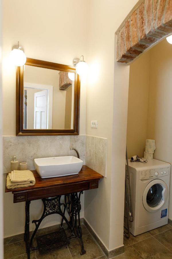 Stylish Flat In The Heart Of Historical Center Apartment Timisoara Exterior photo